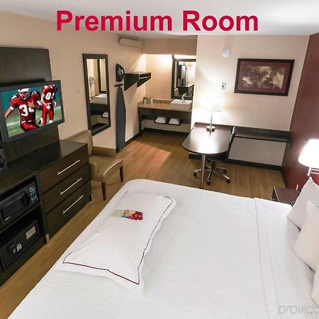 Red Roof Inn Plus+ West Спрингфийлд Екстериор снимка
