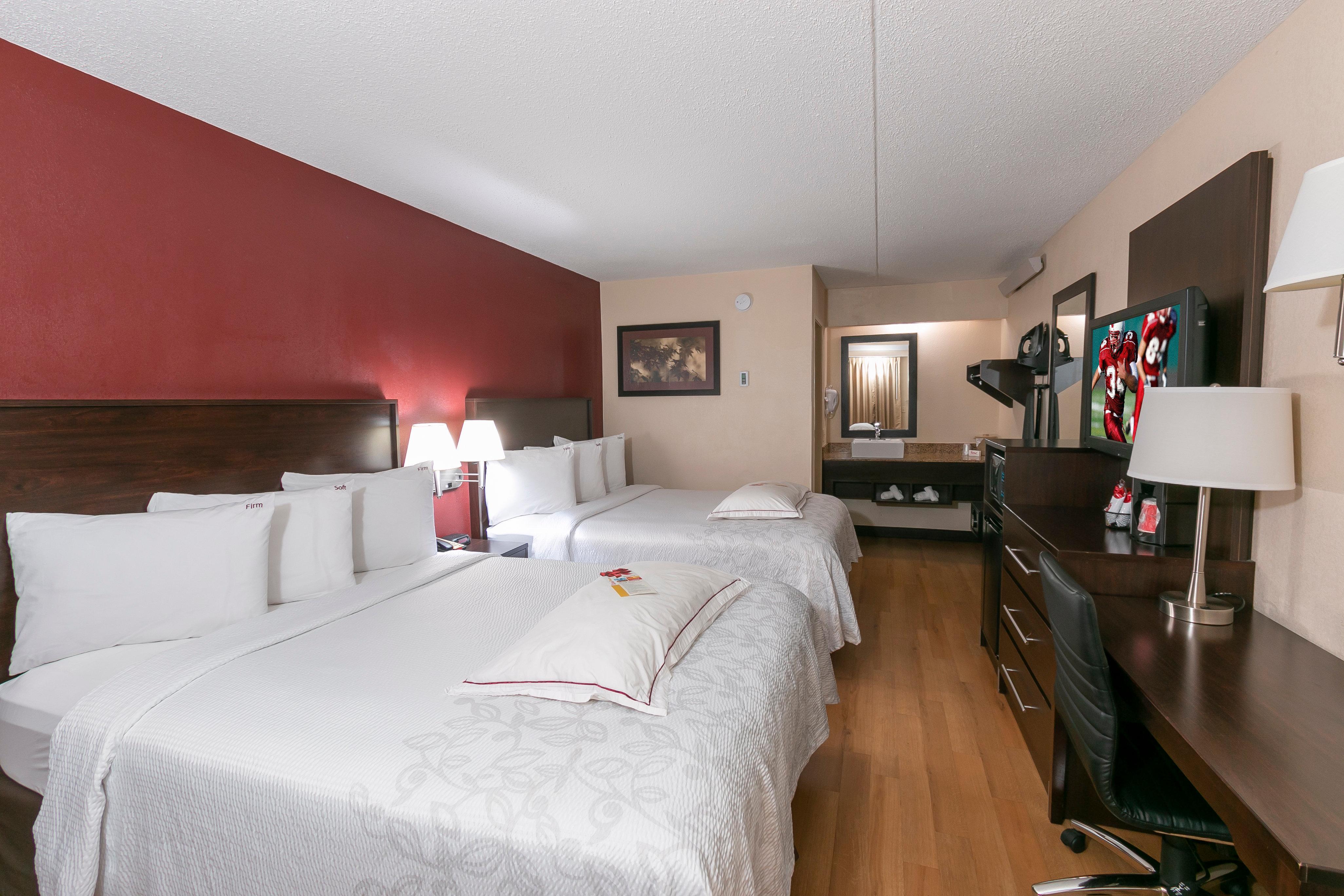 Red Roof Inn Plus+ West Спрингфийлд Екстериор снимка