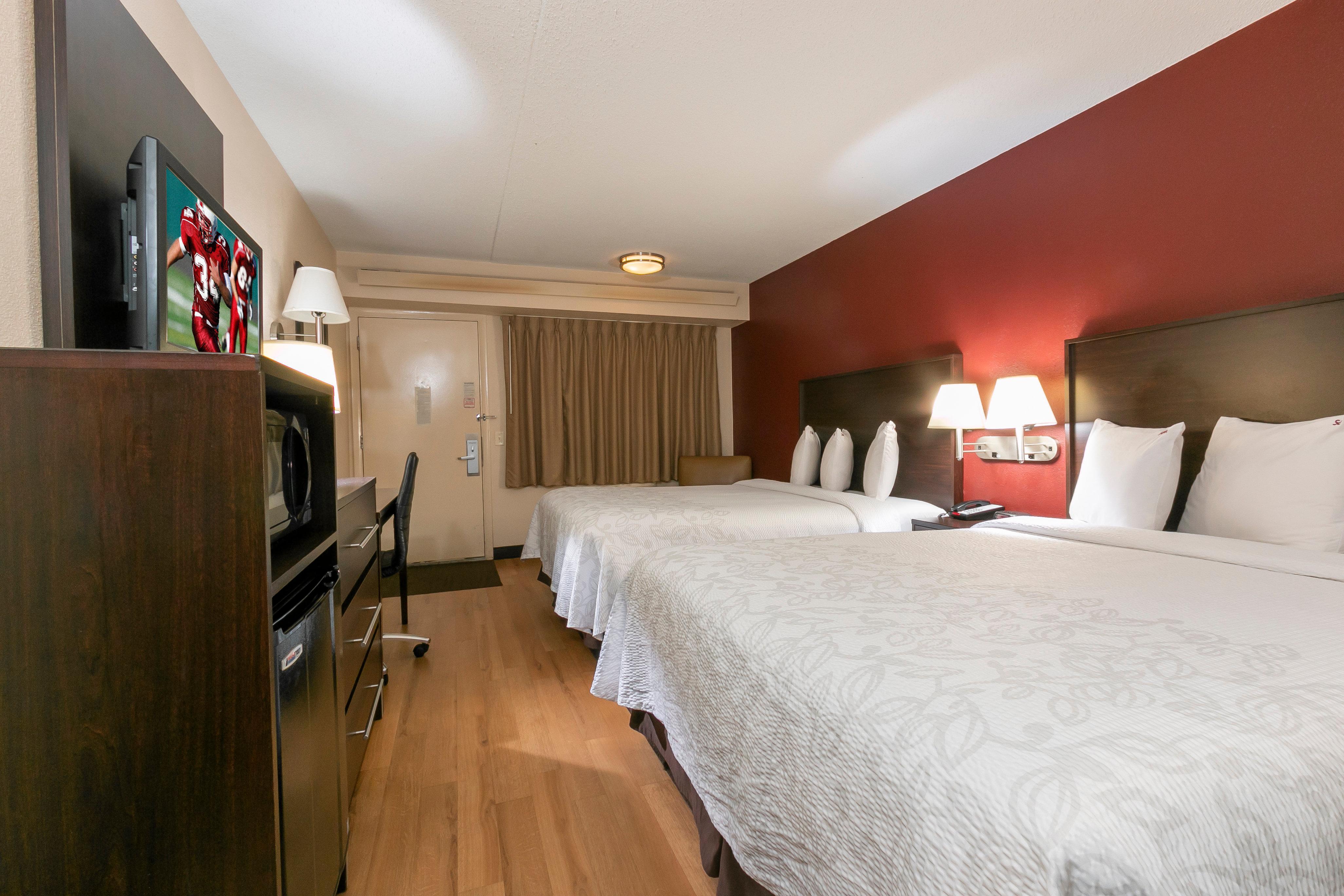 Red Roof Inn Plus+ West Спрингфийлд Екстериор снимка