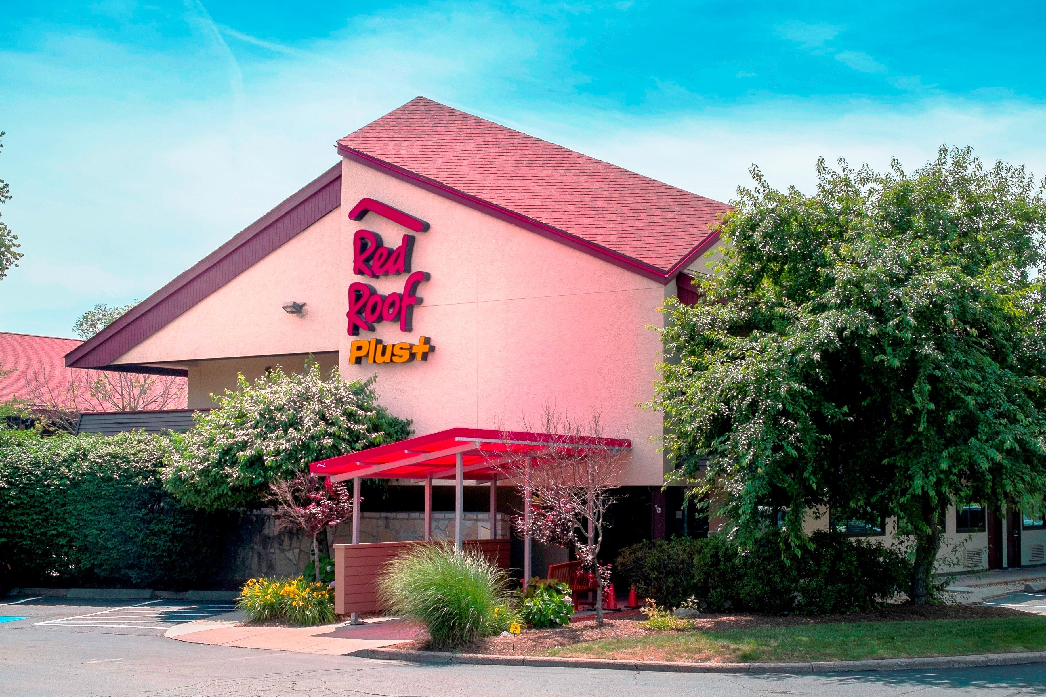 Red Roof Inn Plus+ West Спрингфийлд Екстериор снимка
