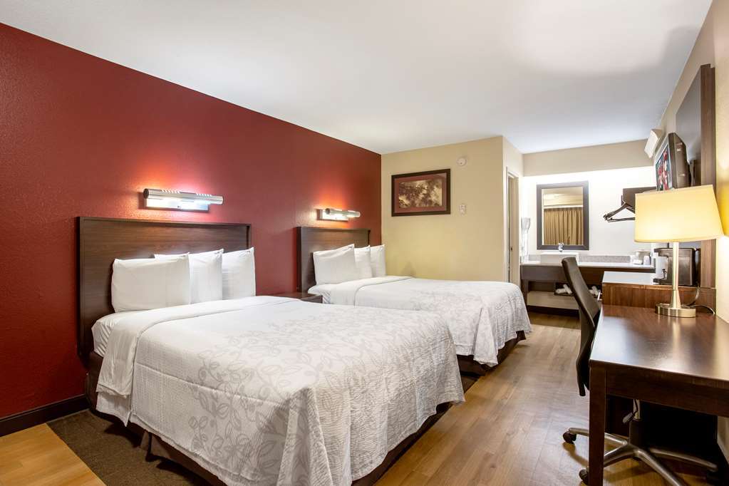 Red Roof Inn Plus+ West Спрингфийлд Стая снимка